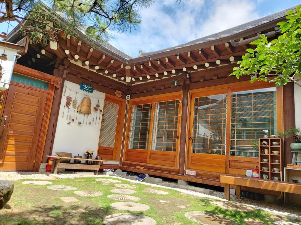 The Blue Cradle Hotel Jeonju Exterior photo