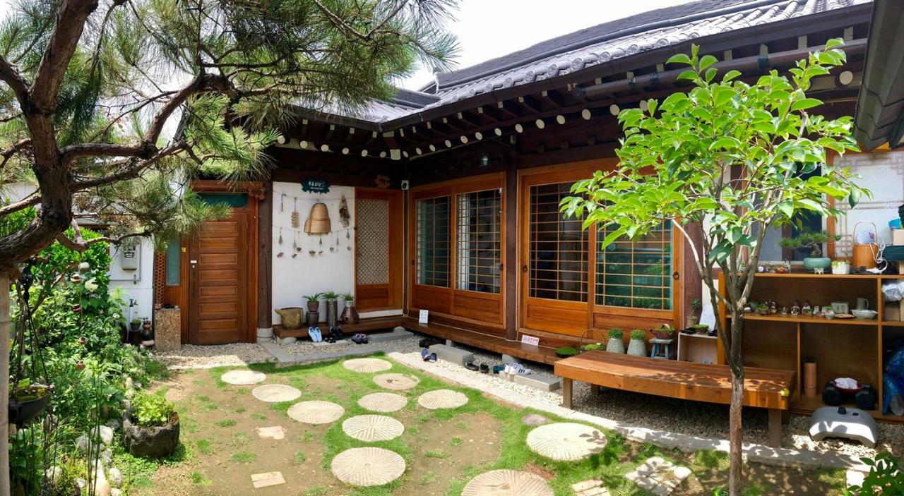 The Blue Cradle Hotel Jeonju Exterior photo